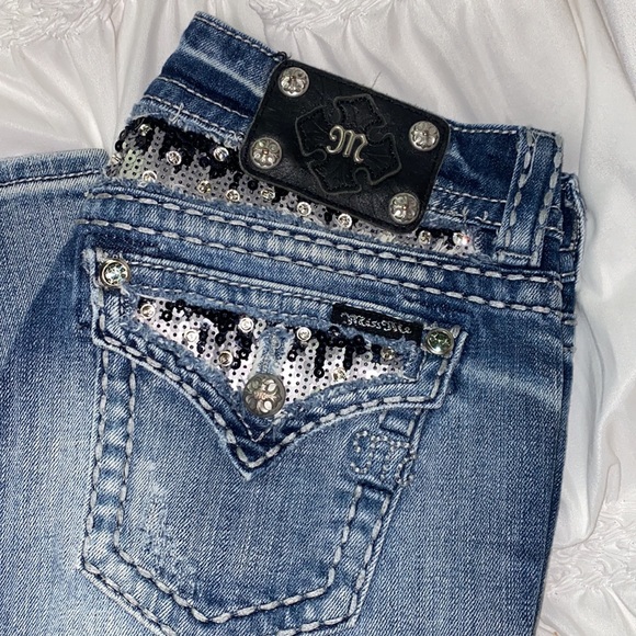 Miss Me Jeans - Picture 2 of 4